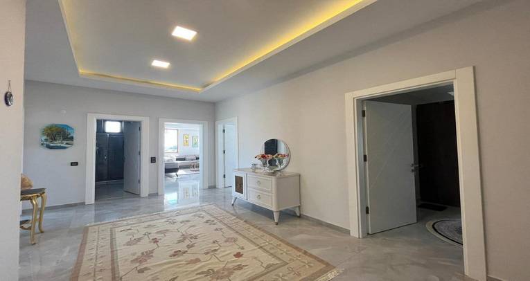 Luxury 3+1 and studio apartment in Oba
